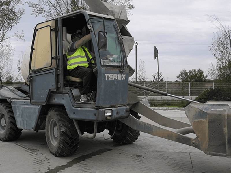 Inchiriere utilaje {{brizy_dc_image_alt entityId=