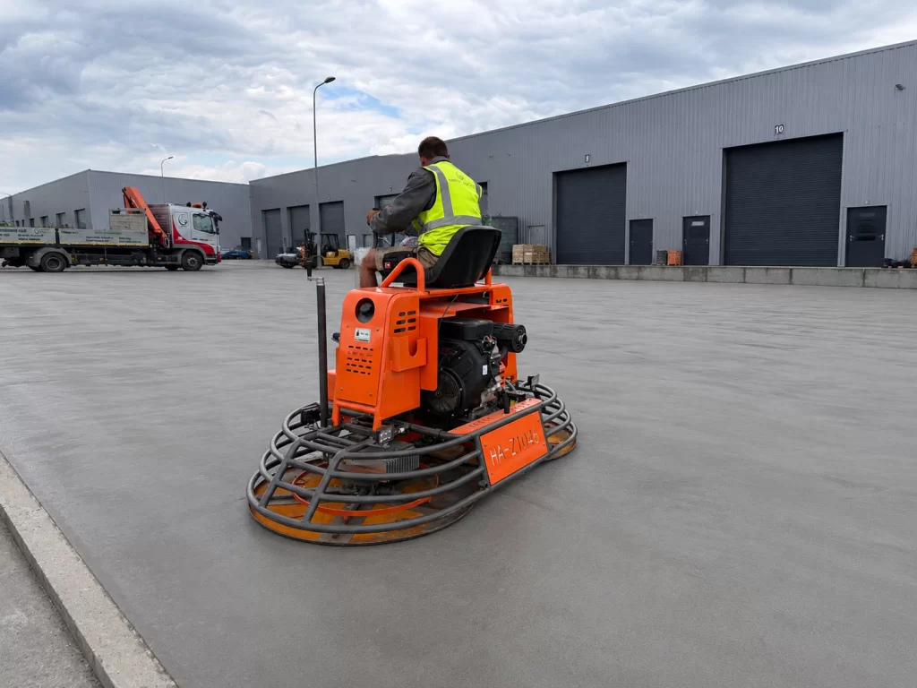ChatGPT Image 5 iun. 2026 15 01 24 Platforme industriale beton