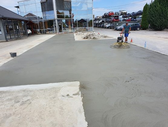 refacere suprafata beton Bucuresti {{brizy_dc_image_alt imageSrc=