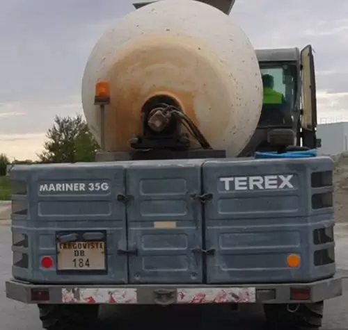 Închiriere Betoniera cu auto-incarcare, pe 4 roti 011